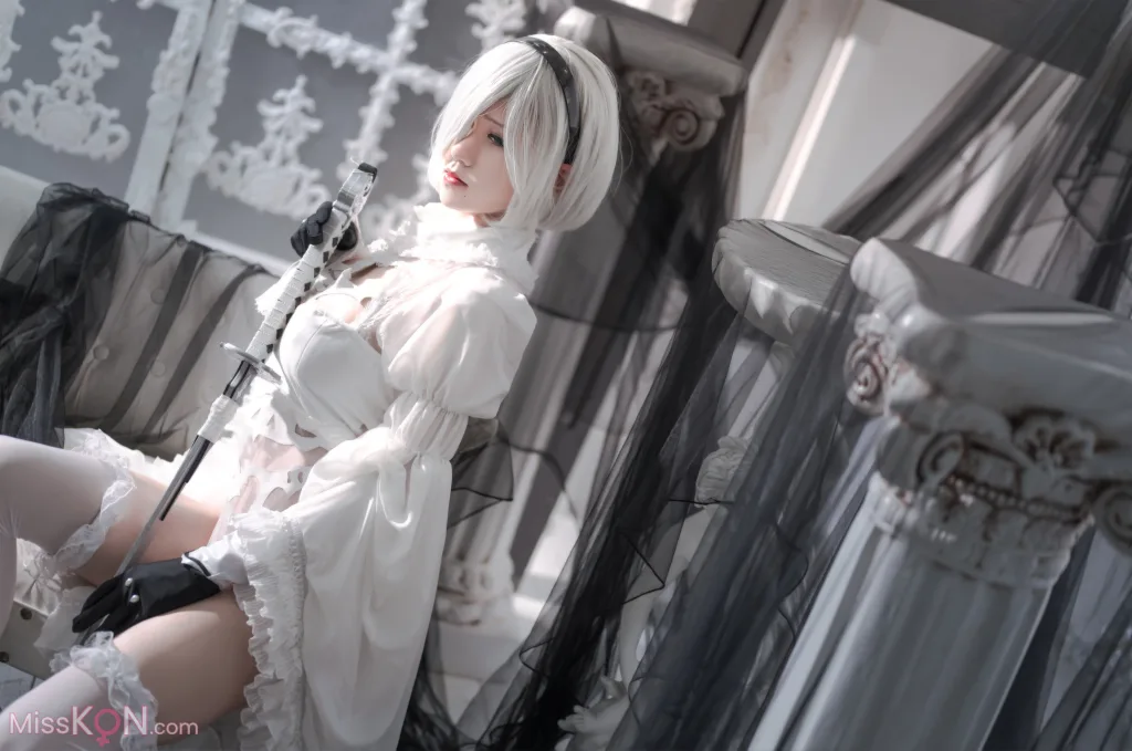 Coser@桜满三时: 2B花嫁 (20 photos)