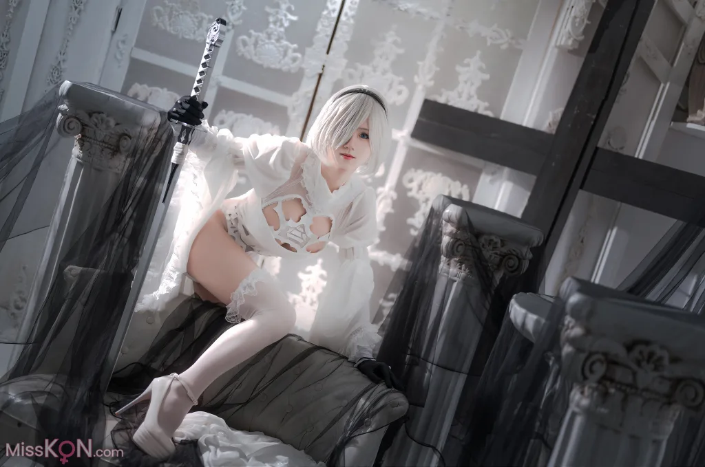 Coser@桜满三时: 2B花嫁 (20 photos)
