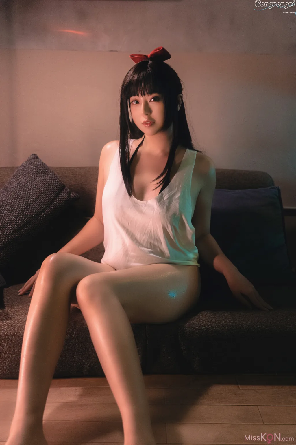 Coser@小容仔咕咕咕w: 第一视角 (40 photos)