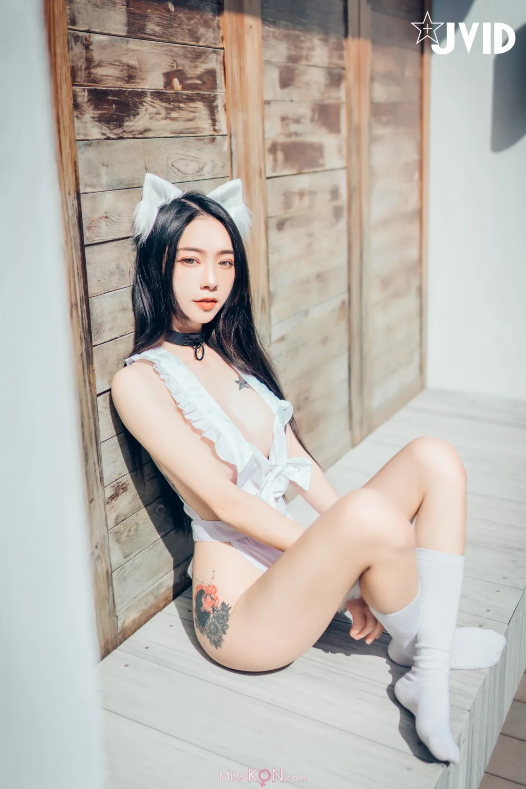 [JVID] 飘飘: 猫娘女友-全真空死库水女仆-足控-激凸透点 (158 photos )