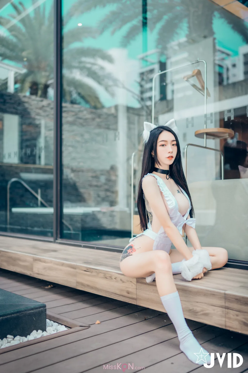 [JVID] 飘飘: 猫娘女友-全真空死库水女仆-足控-激凸透点 (158 photos )