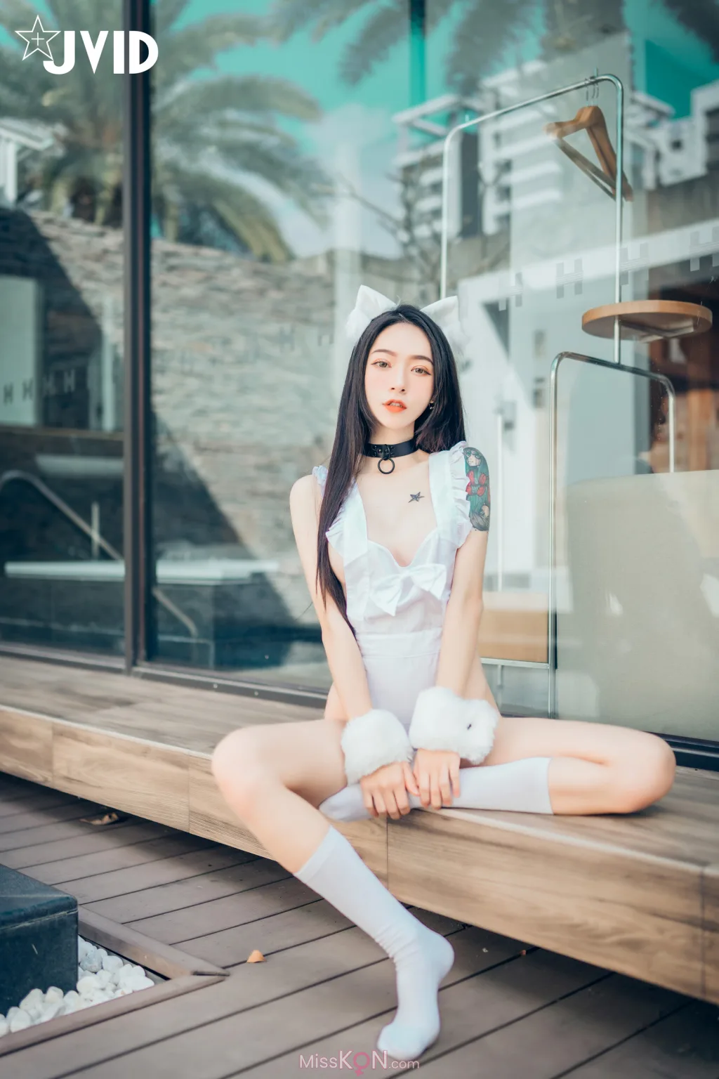 [JVID] 飘飘: 猫娘女友-全真空死库水女仆-足控-激凸透点 (158 photos )
