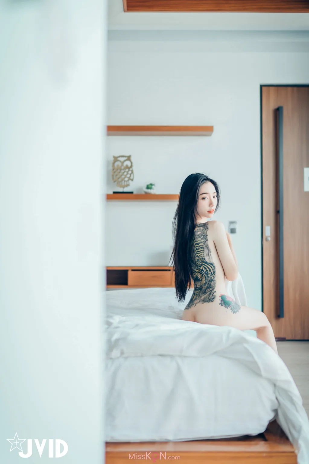 [JVID] 飘飘: 猫娘女友-全真空死库水女仆-足控-激凸透点 (158 photos )