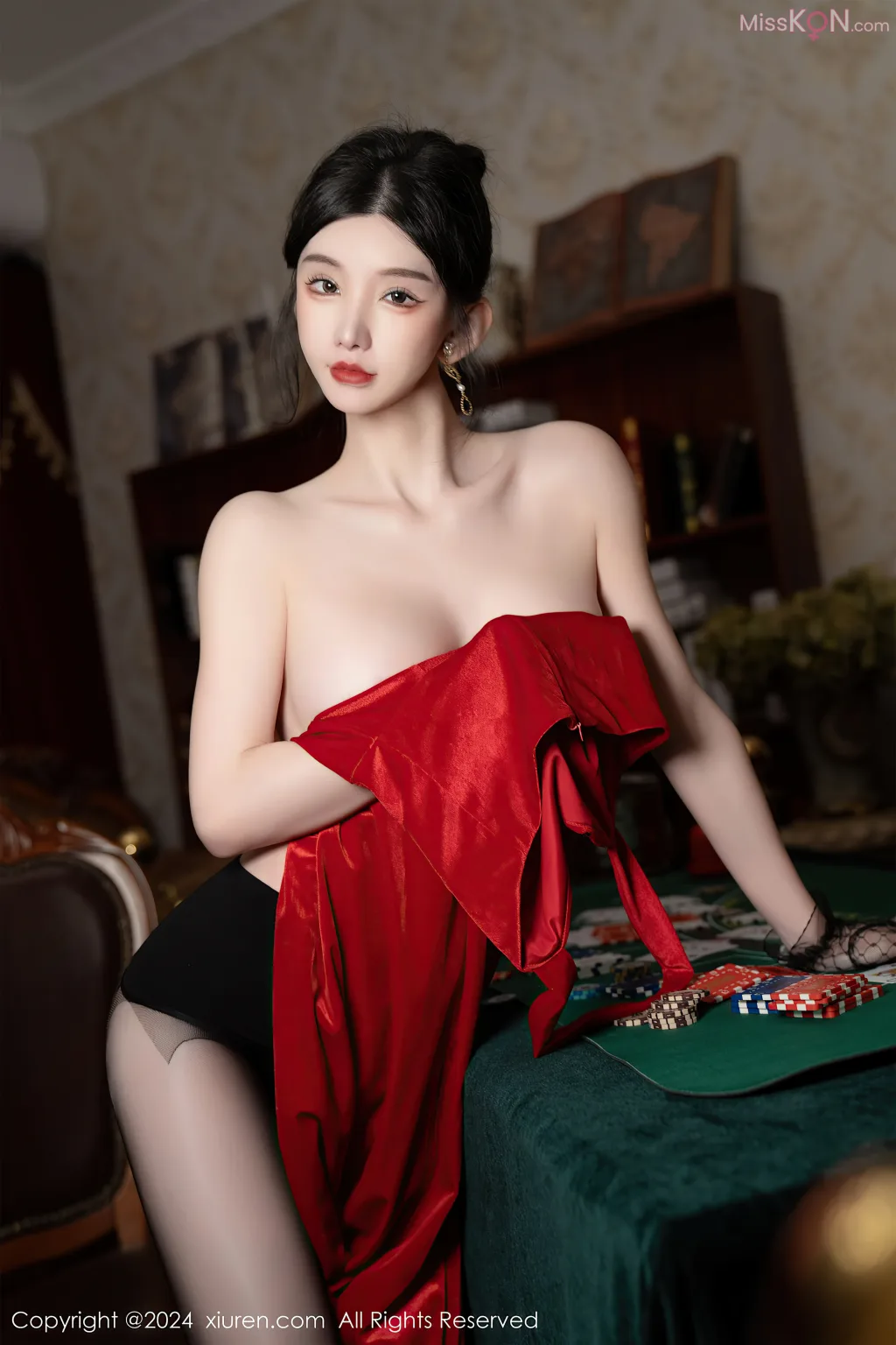 XIUREN No.8096 – 8105 (840 photos)
