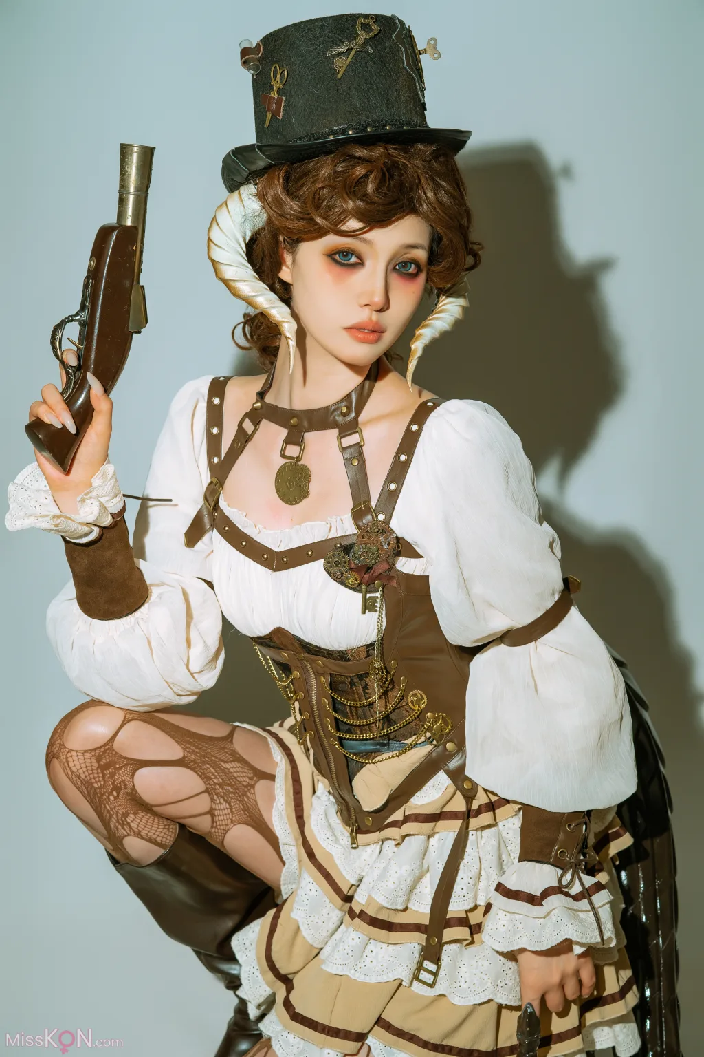 Coser@云溪溪 (Yunx1x1): 菠萝 阿留塔斯·菲尼 (15 photos)