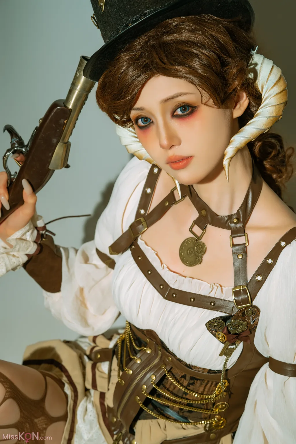 Coser@云溪溪 (Yunx1x1): 菠萝 阿留塔斯·菲尼 (15 photos)