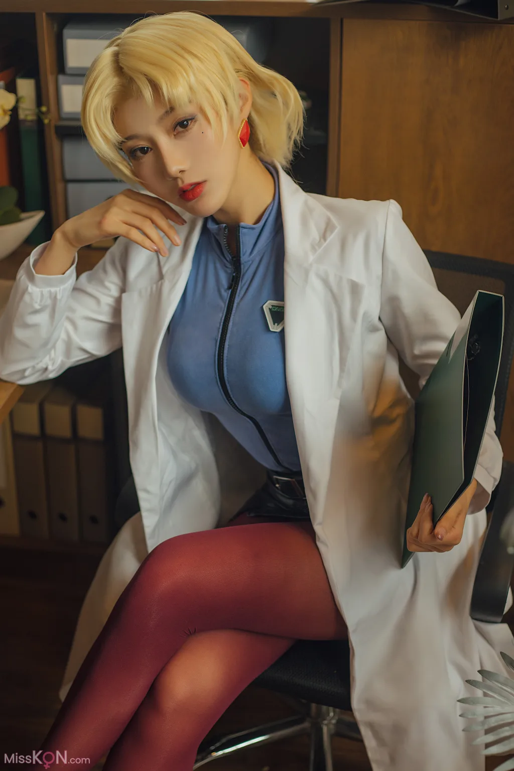Coser@如月灰: 赤木律子 (36 photos)