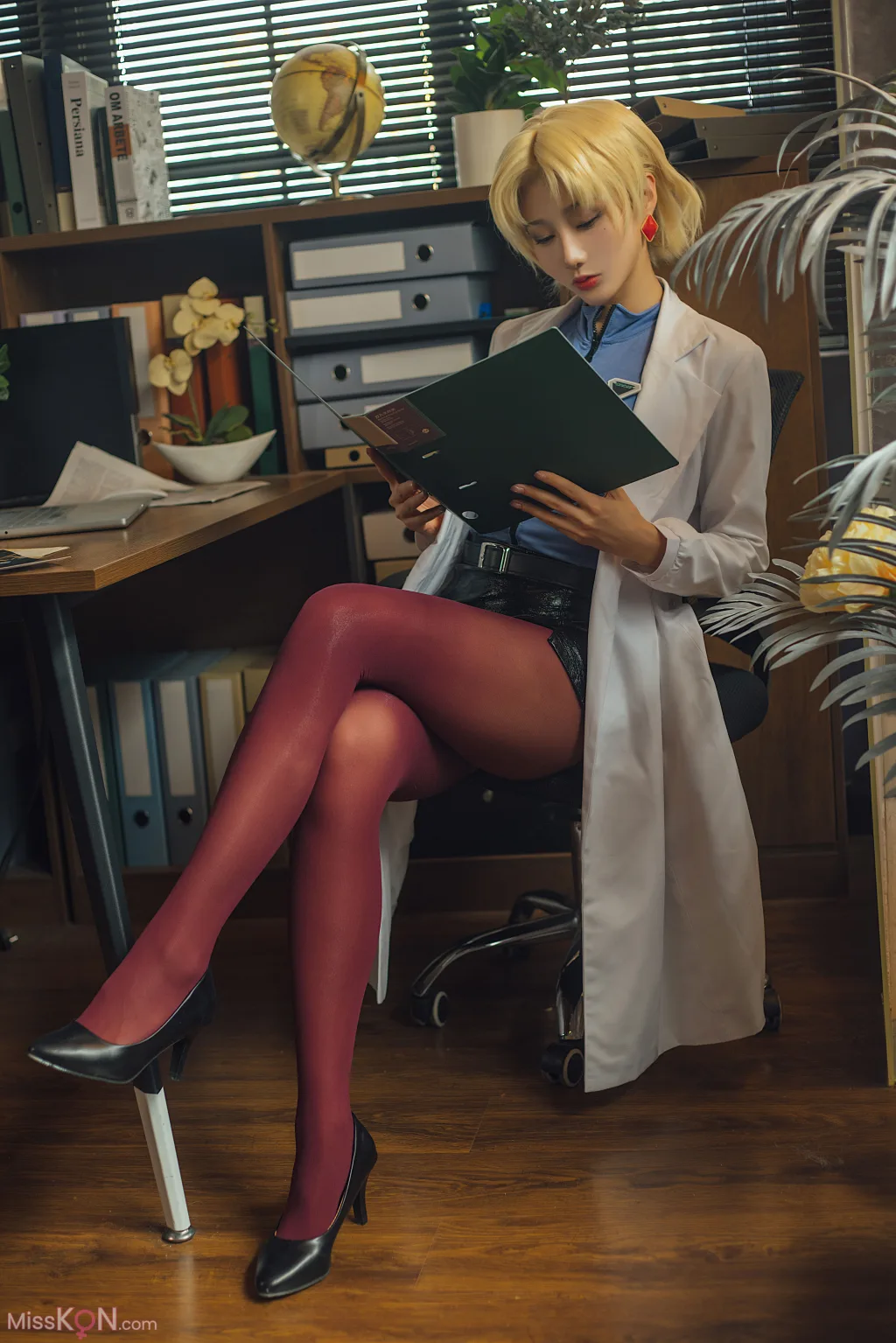 Coser@如月灰: 赤木律子 (36 photos)