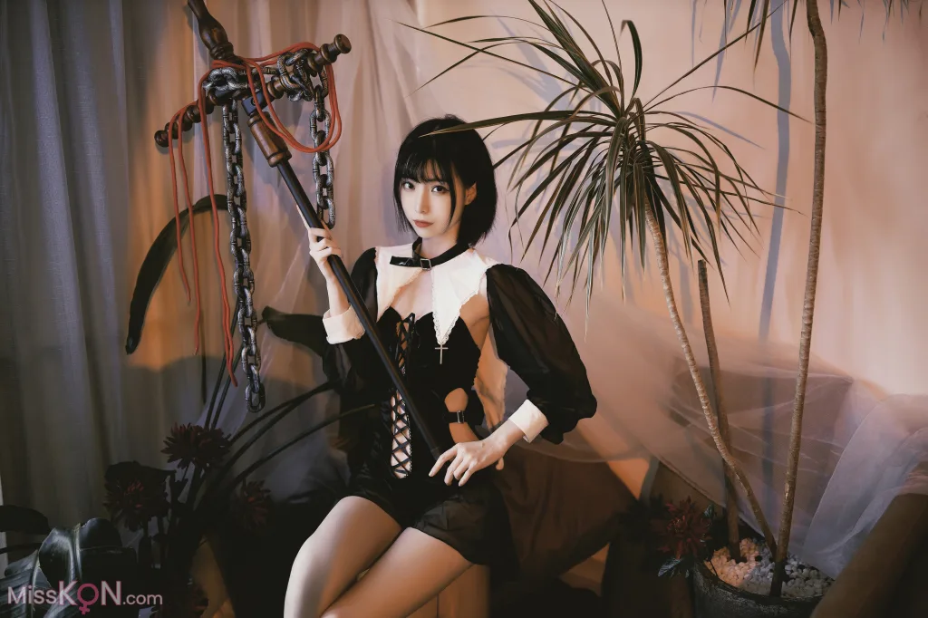 Coser@许岚LAN: 修女创作 (37 photos)