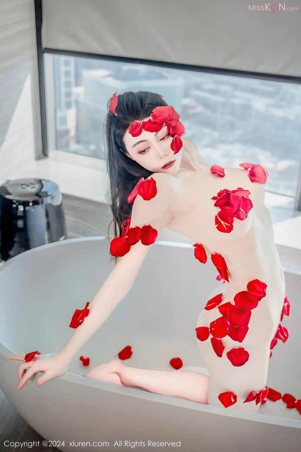 XIUREN No.8166 – 8175 (804 photos)