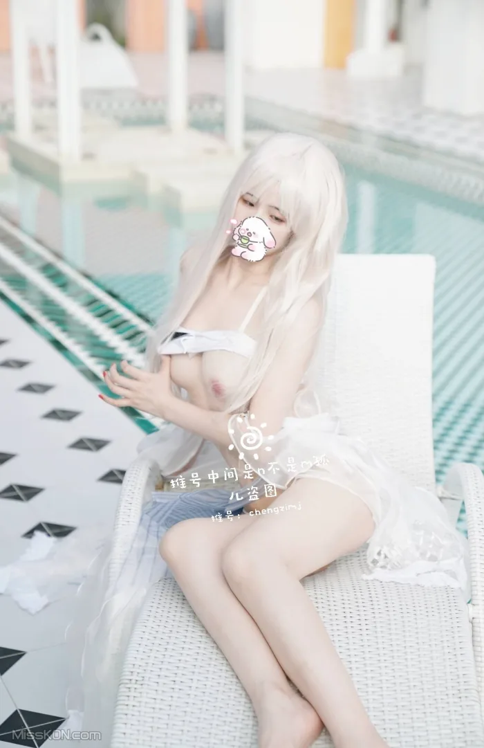Coser@橙子喵酱: 大尺度写真8套最全合集 (960 photos )