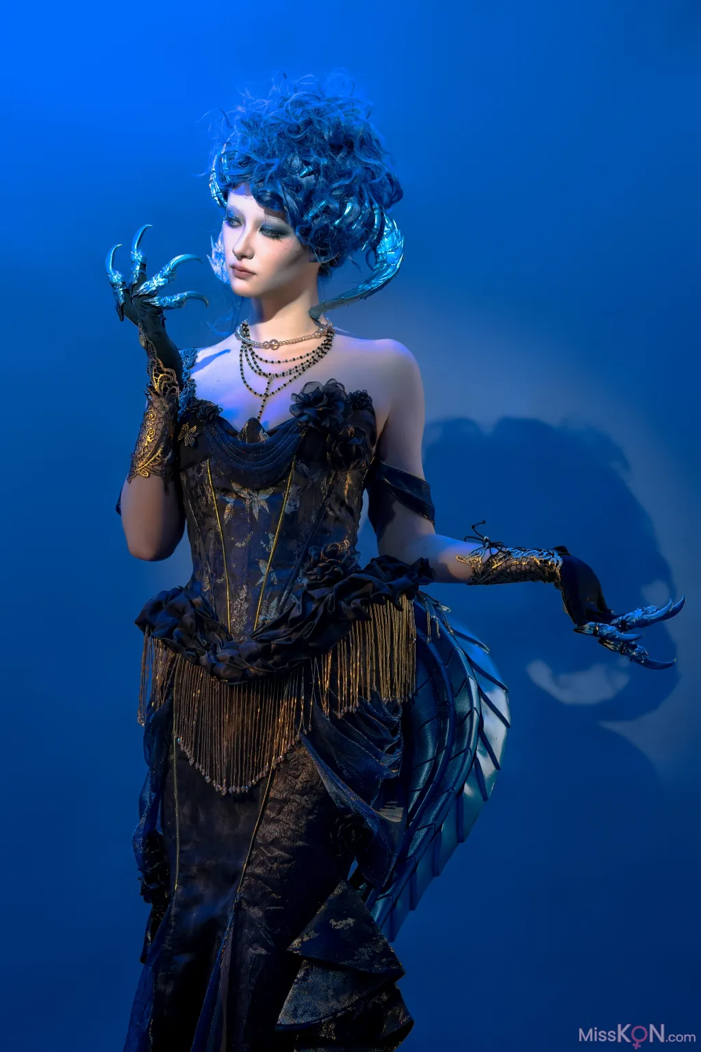 Coser@云溪溪 (Yunx1x1): 乌衣 艾玛斯·乌洛尔 (13 photos)