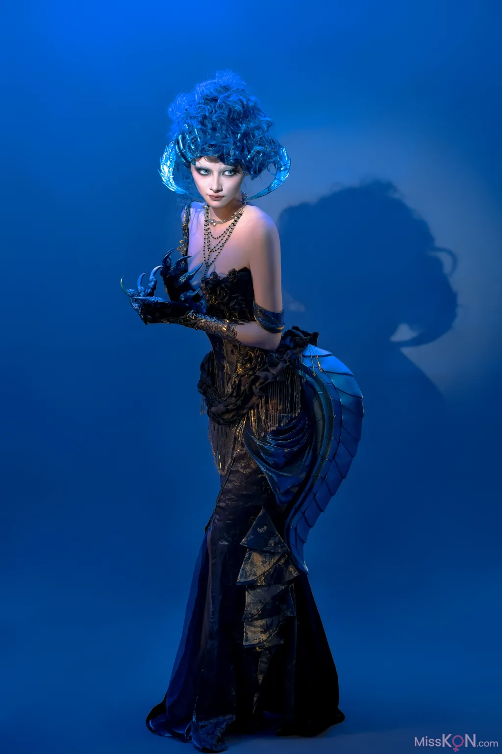 Coser@云溪溪 (Yunx1x1): 乌衣 艾玛斯·乌洛尔 (13 photos)