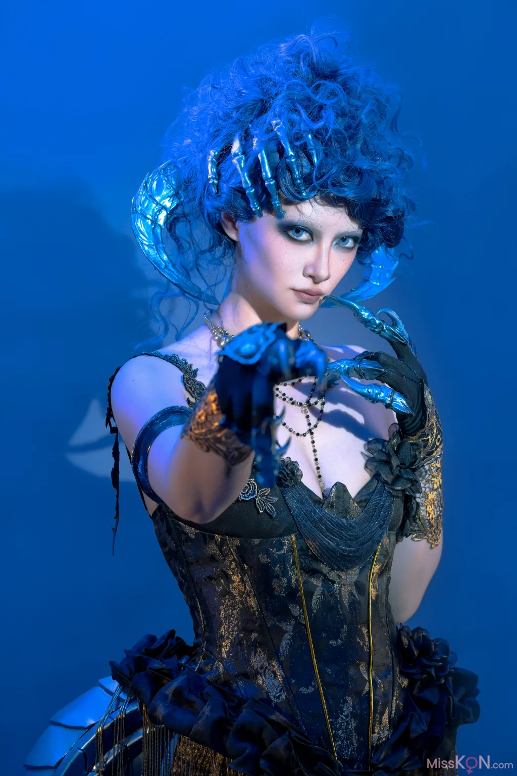 Coser@云溪溪 (Yunx1x1): 乌衣 艾玛斯·乌洛尔 (13 photos)