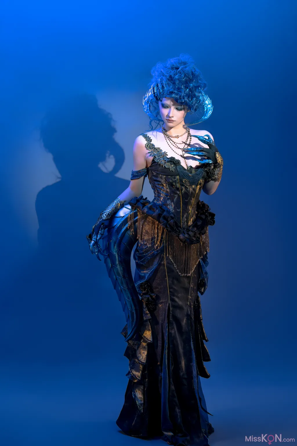 Coser@云溪溪 (Yunx1x1): 乌衣 艾玛斯·乌洛尔 (13 photos)