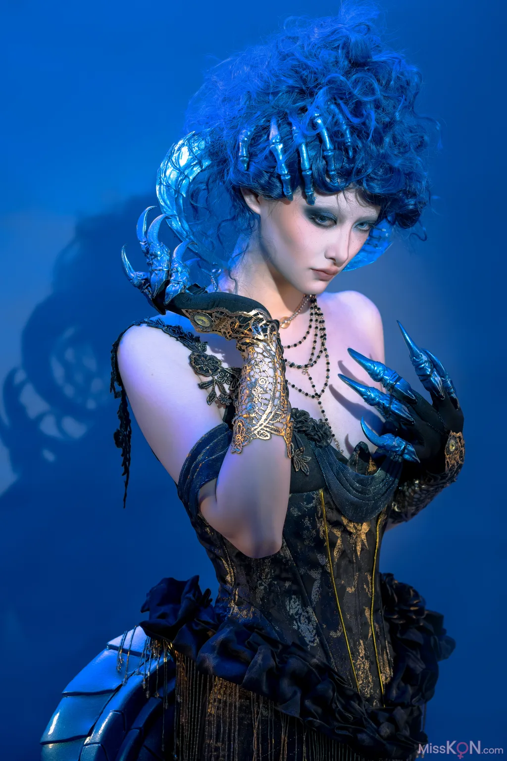 Coser@云溪溪 (Yunx1x1): 乌衣 艾玛斯·乌洛尔 (13 photos)
