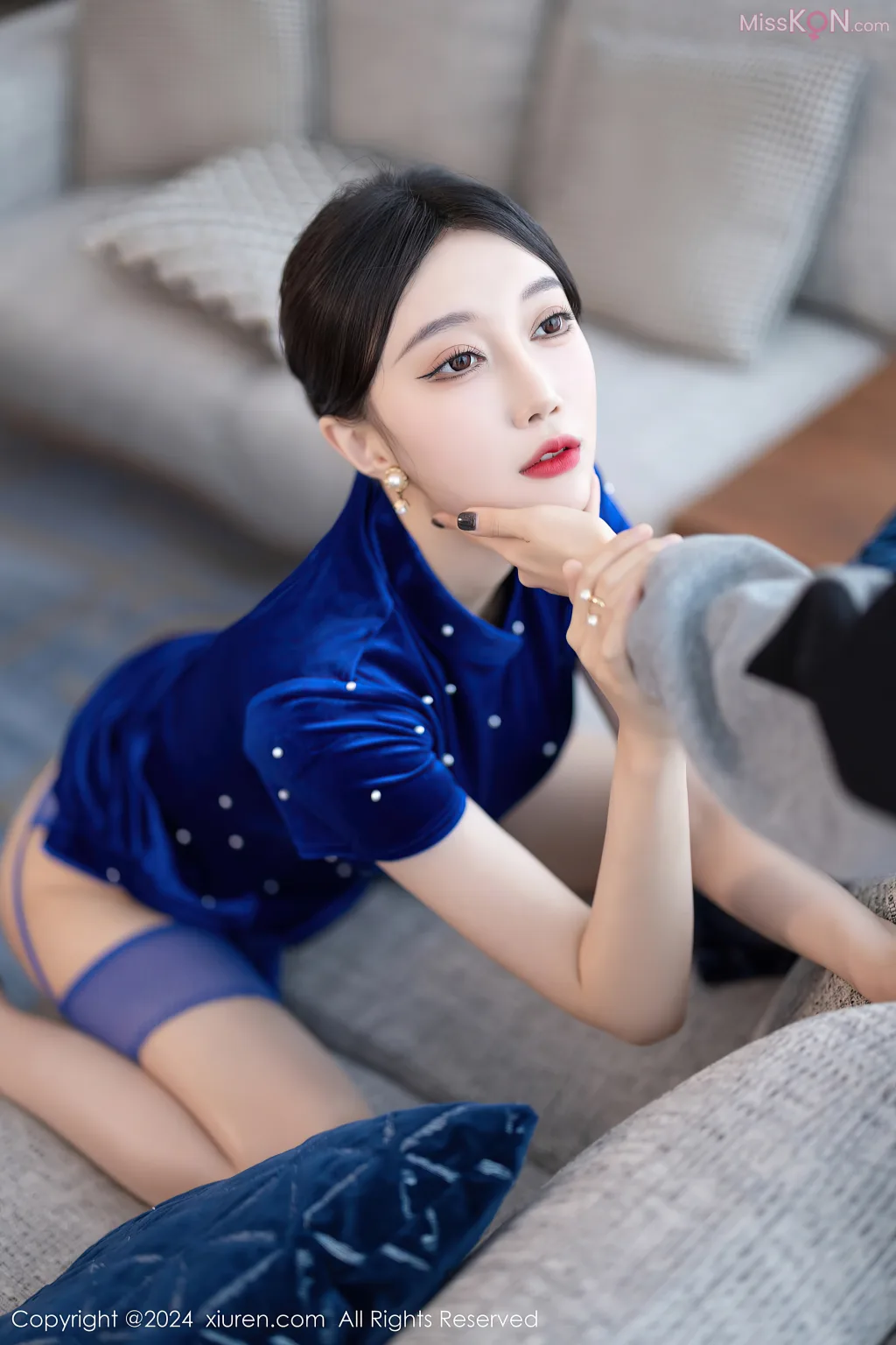 XIUREN No.8296 – 8305 (754 photos)
