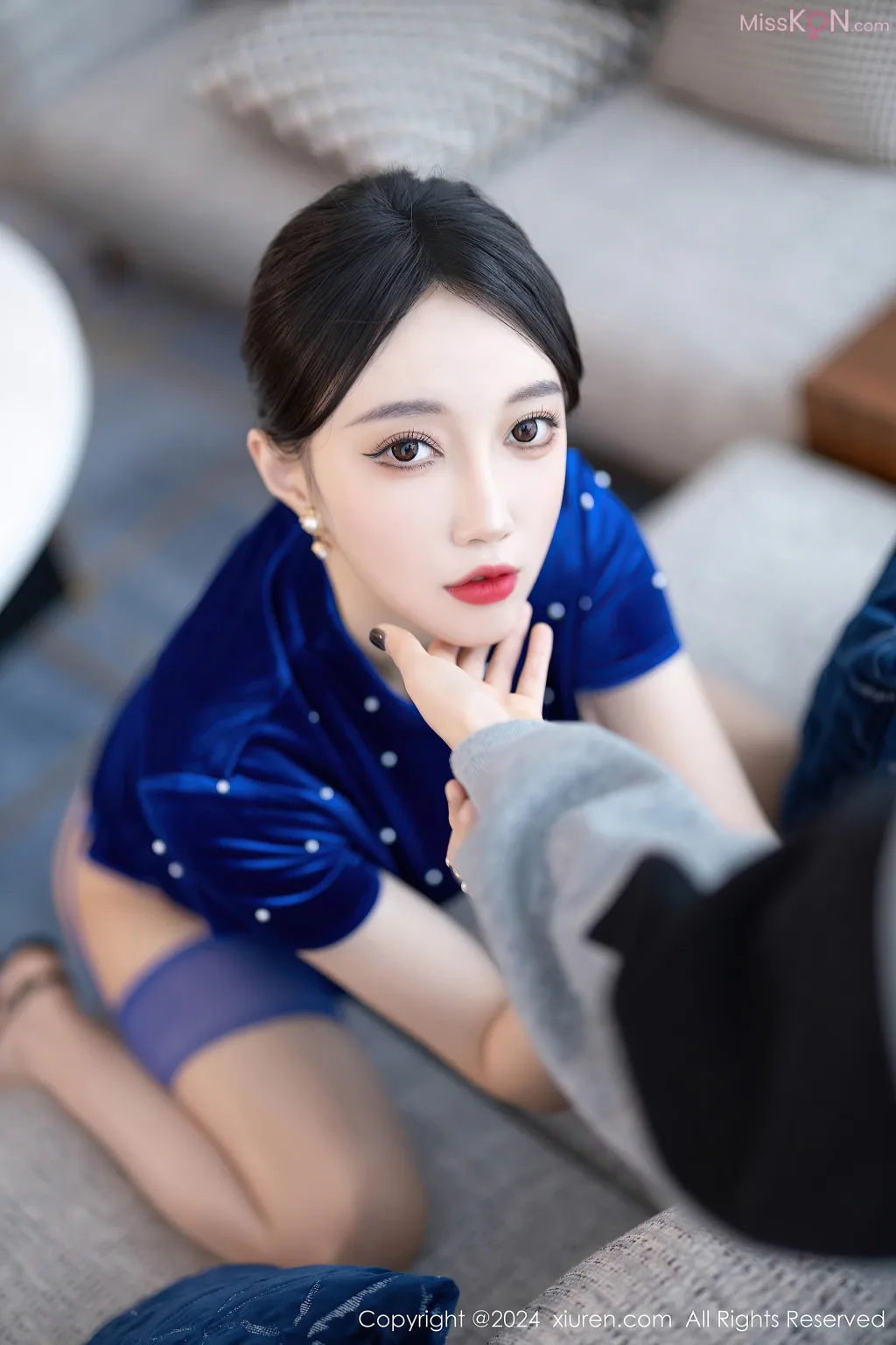 XIUREN No.8296 – 8305 (754 photos)
