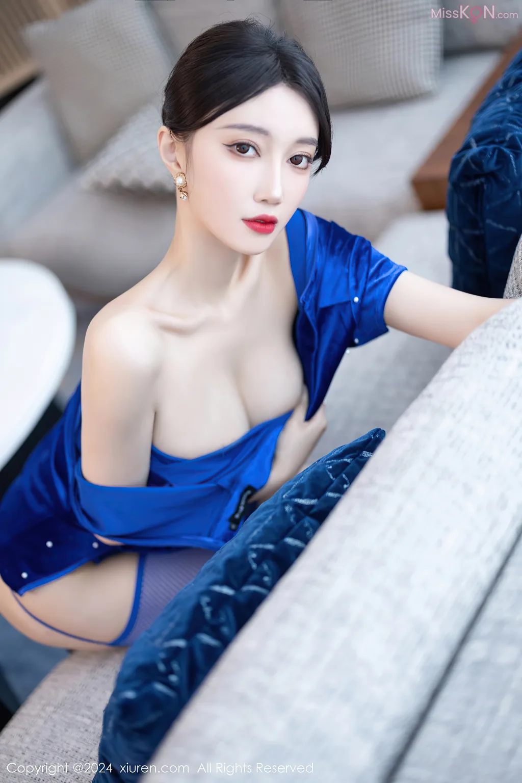 XIUREN No.8296 – 8305 (754 photos)