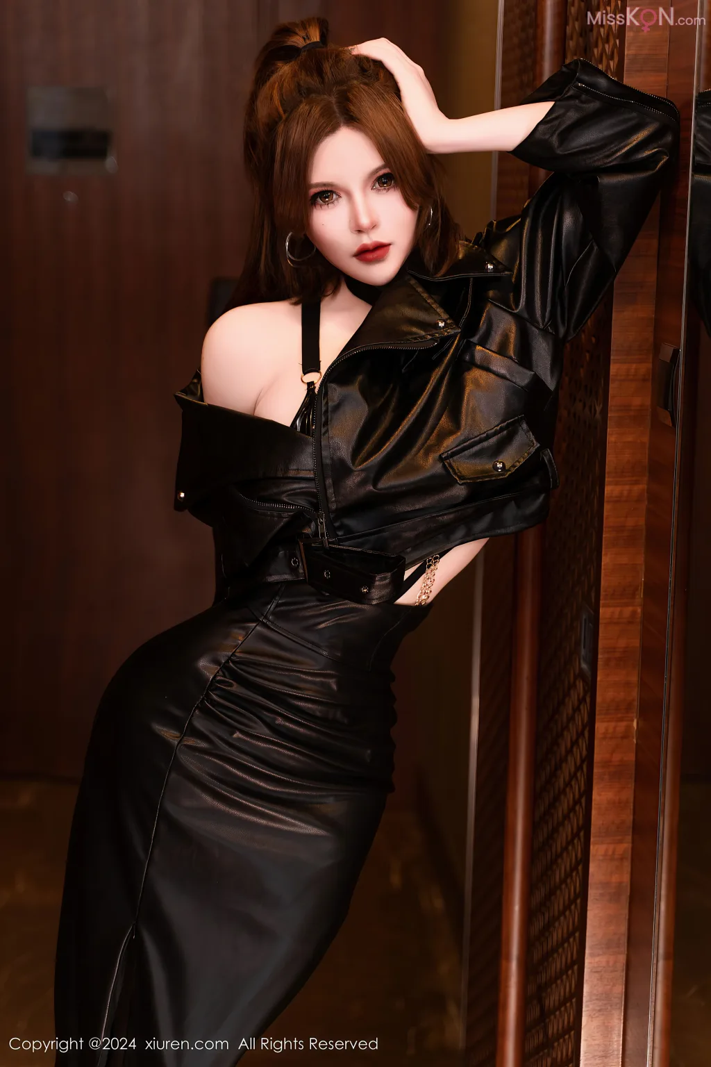 XIUREN No.8296 – 8305 (754 photos)