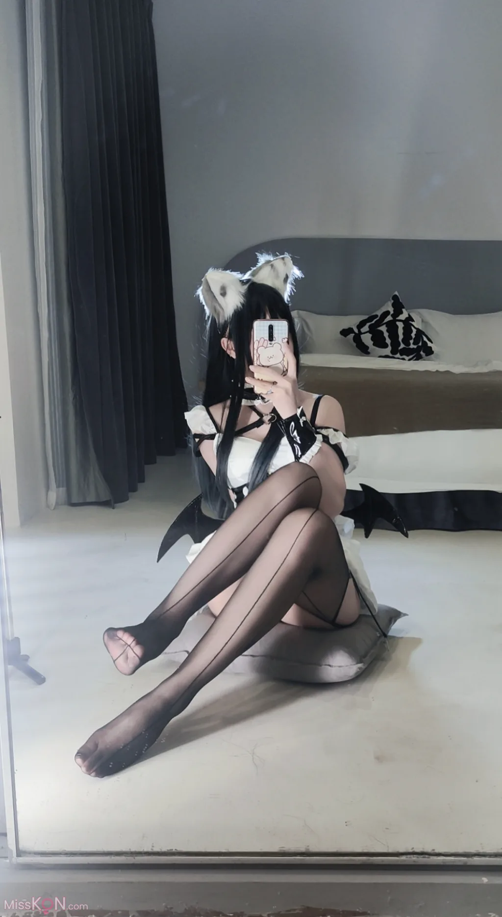 Coser@洛桑w伊梓: 猫耳小恶魔 (42 photos )