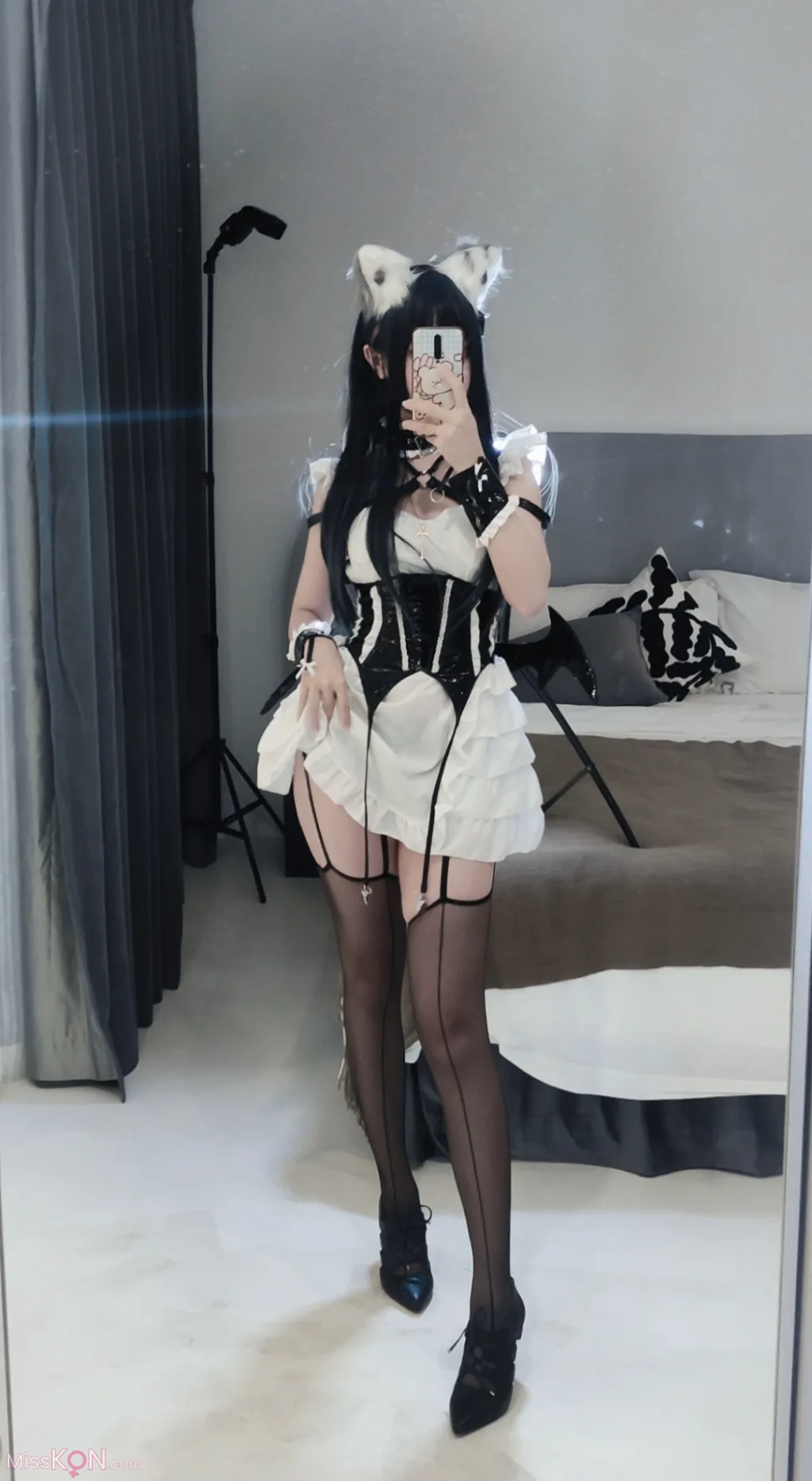 Coser@洛桑w伊梓: 猫耳小恶魔 (42 photos )
