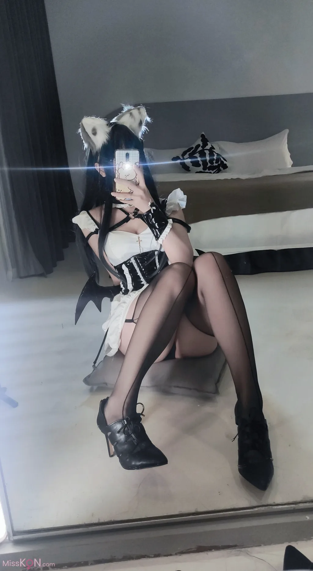Coser@洛桑w伊梓: 猫耳小恶魔 (42 photos )