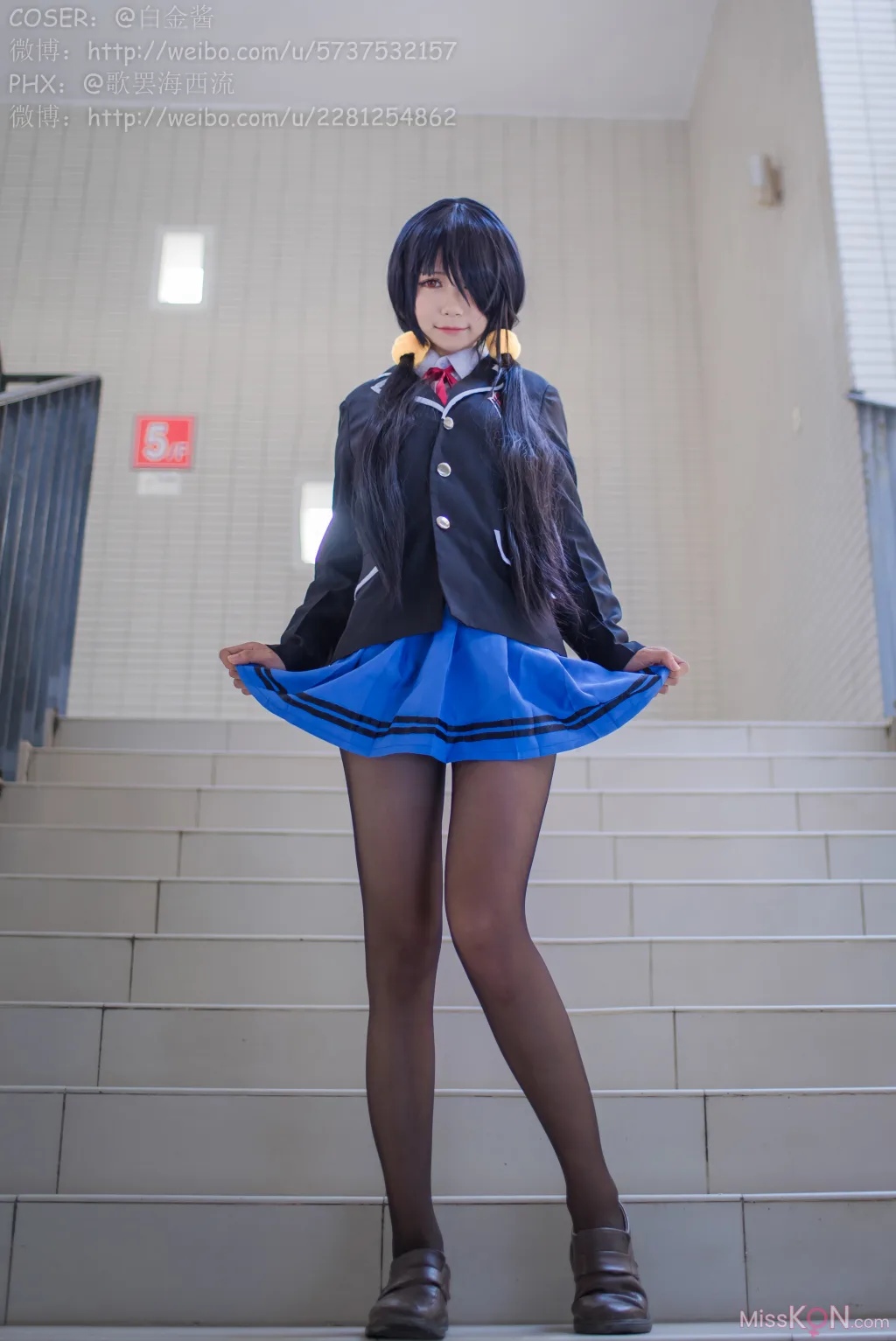 Coser@白金Saki: 制服黑丝 (28 photos)
