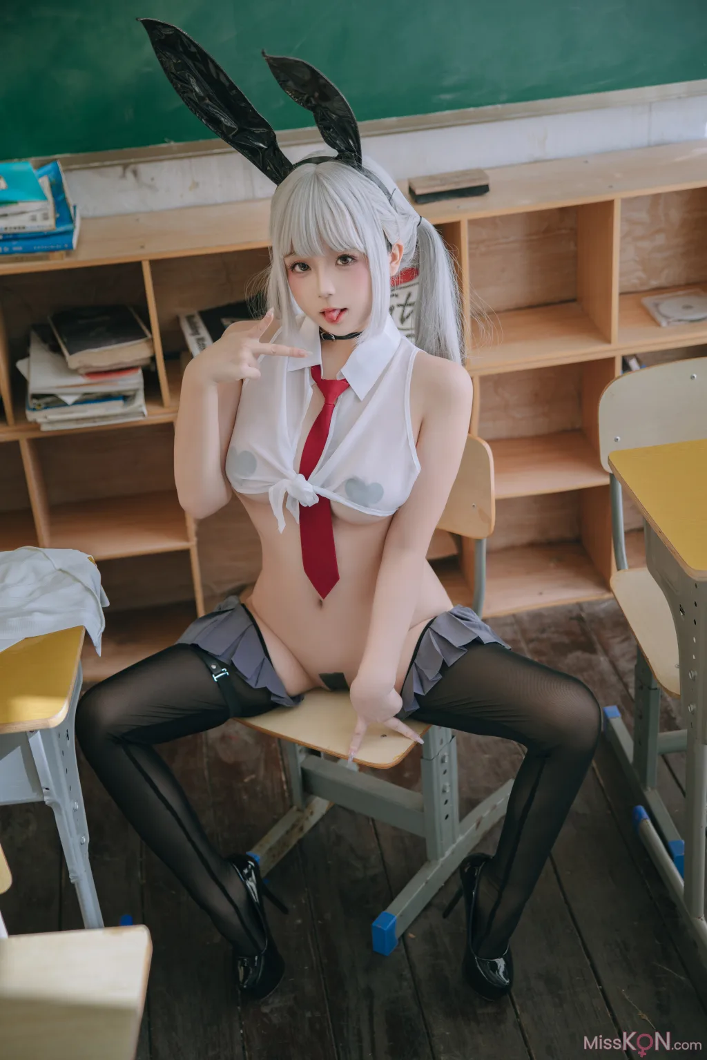 Coser@日奈娇: 叛逆少女JK (116 photos)