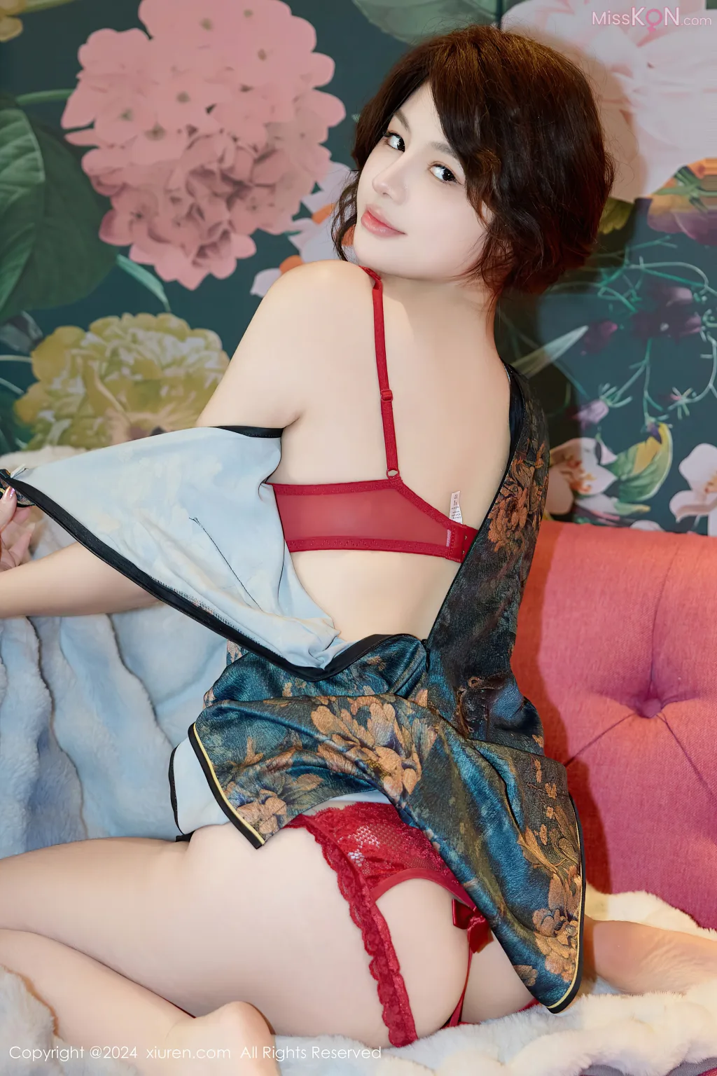 XIUREN No.8366 – 8375 (774 photos)