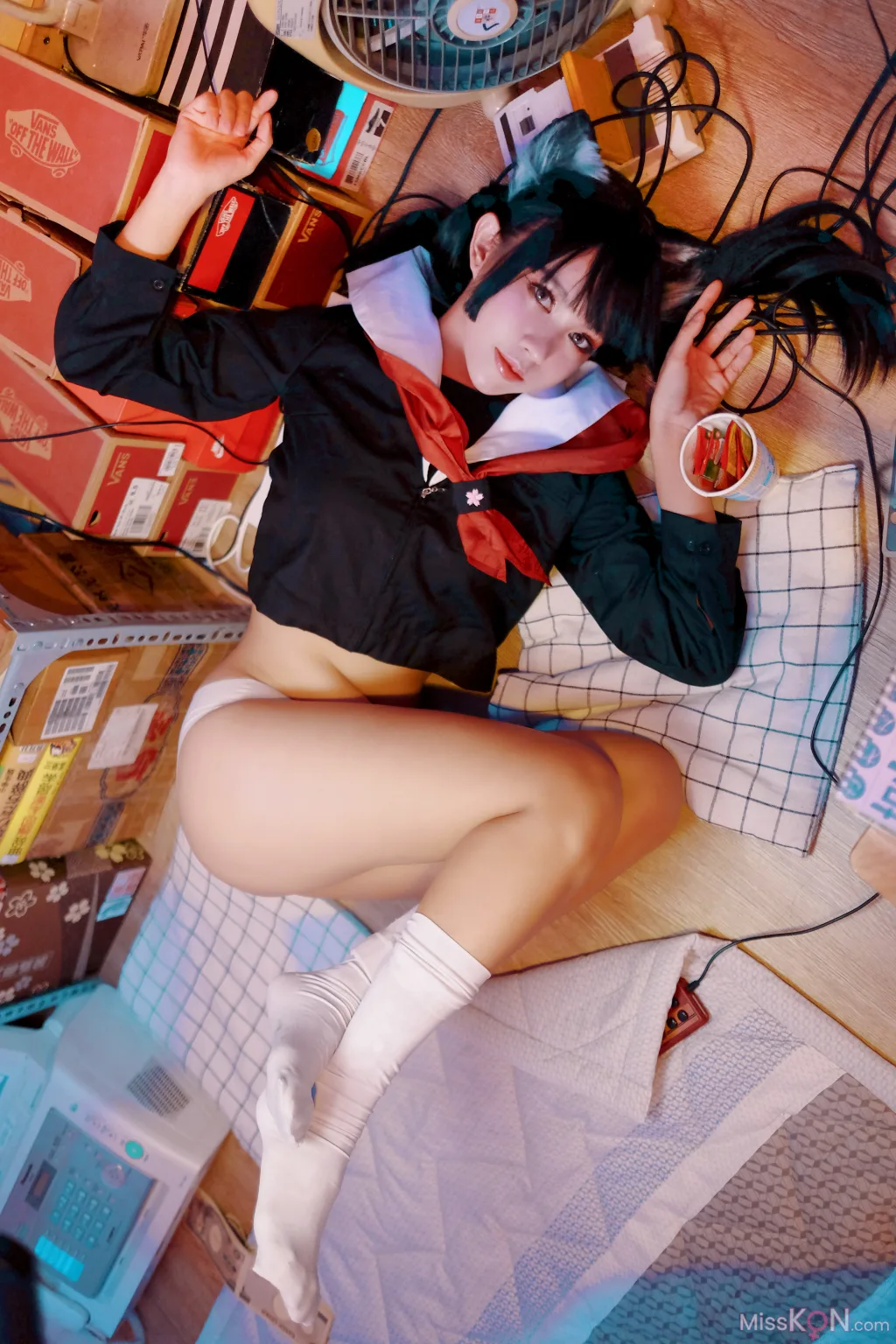 Coser@PingPing: Kuroneko黑猫 (31 photos)