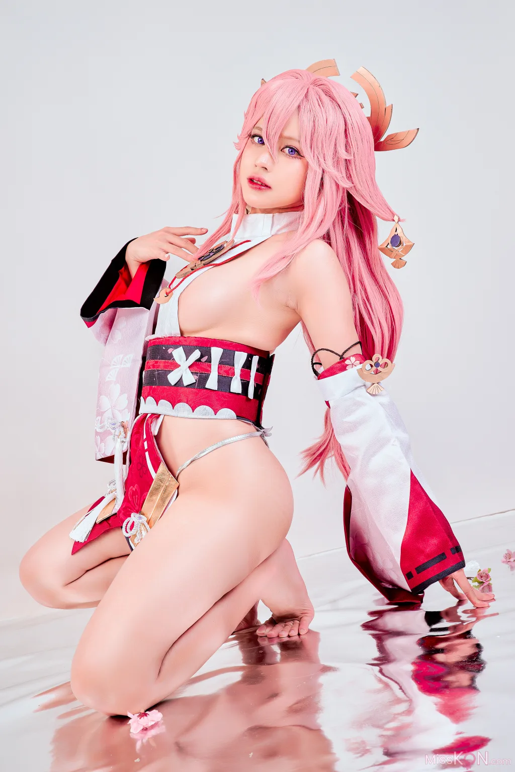 Coser@PingPing: Yae Miko (30 photos)