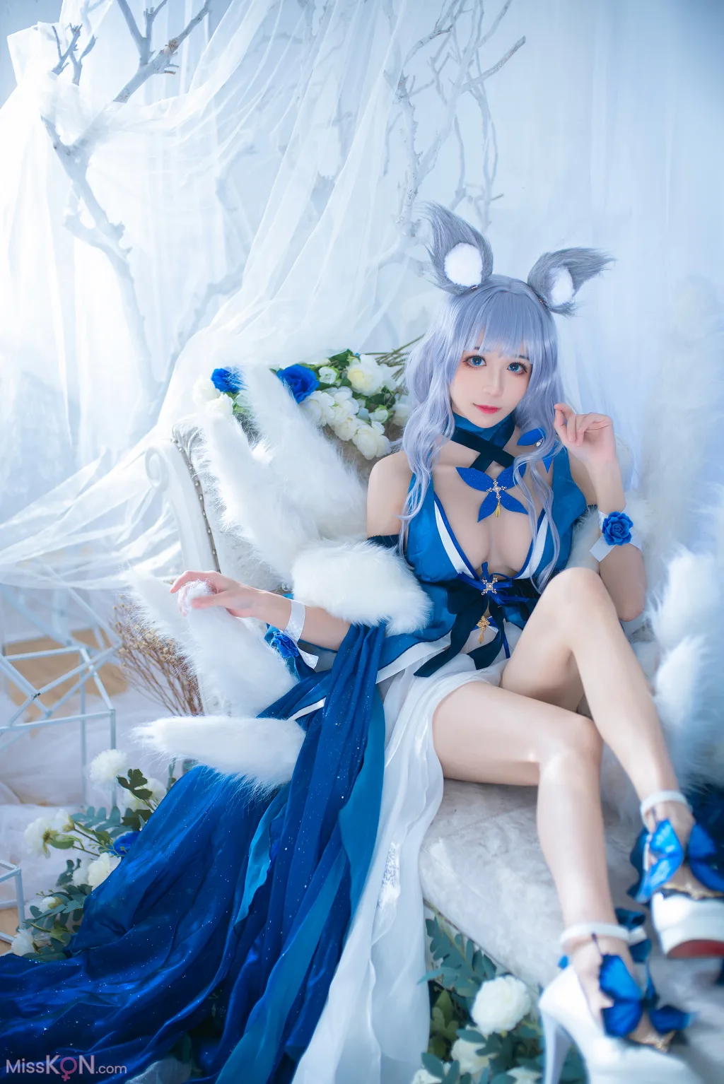 Coser@Tomoyo酱: 碧蓝 信浓礼服 (22 ảnh)