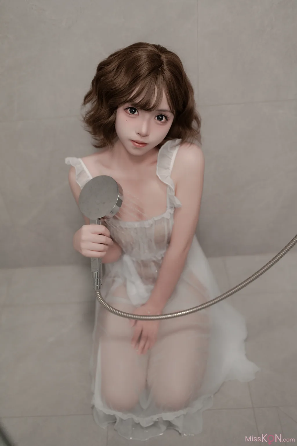 Coser@Bangni邦尼: 湿身 (84 photos)