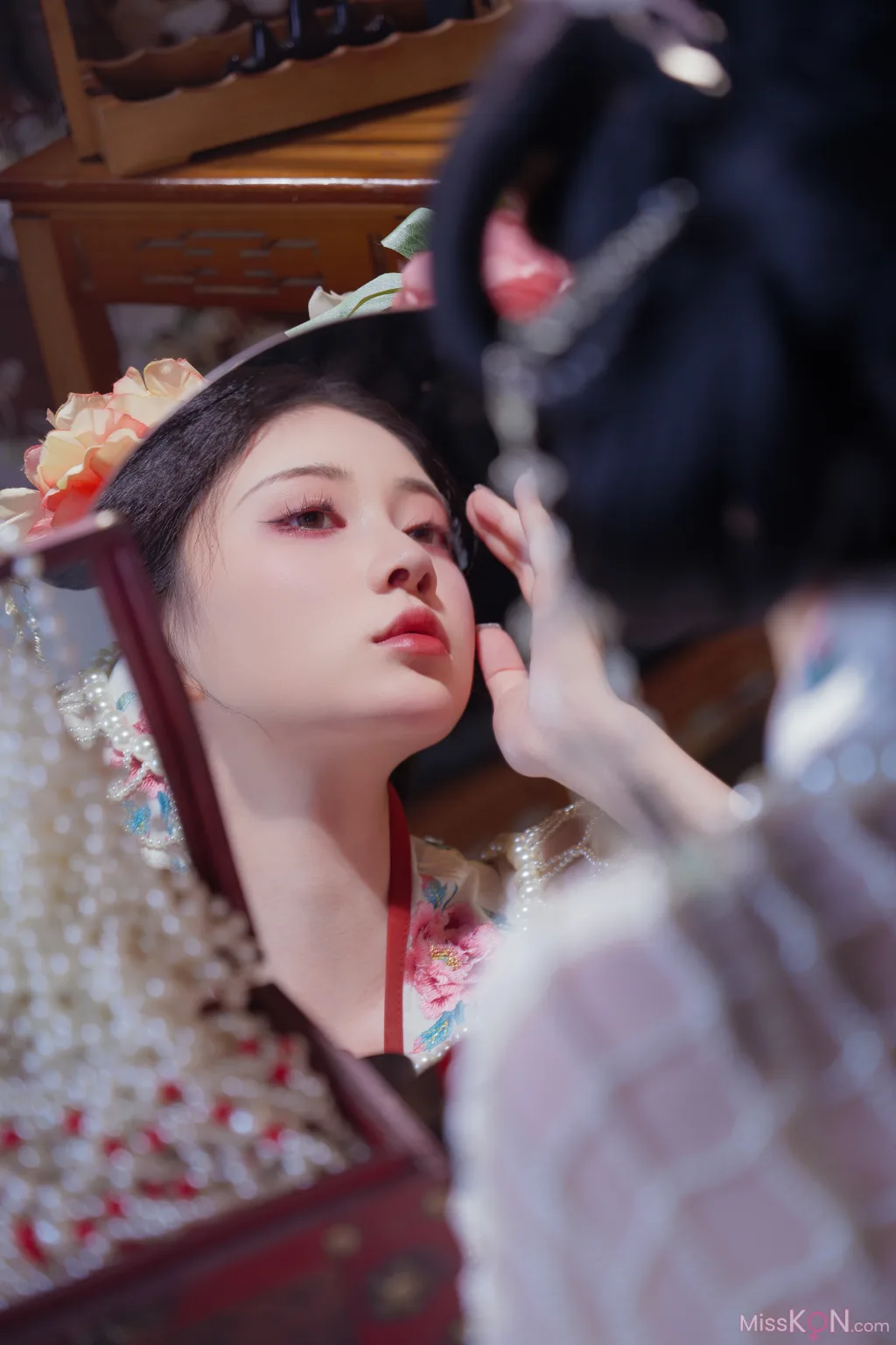 Coser@年年Nnian: 广寒宫 (80 photos)