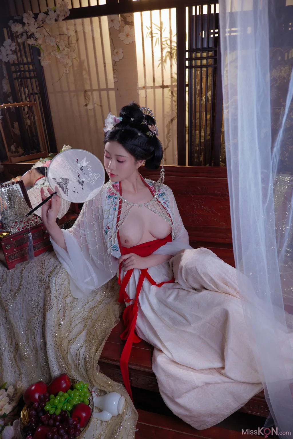 Coser@年年Nnian: 广寒宫 (80 photos)