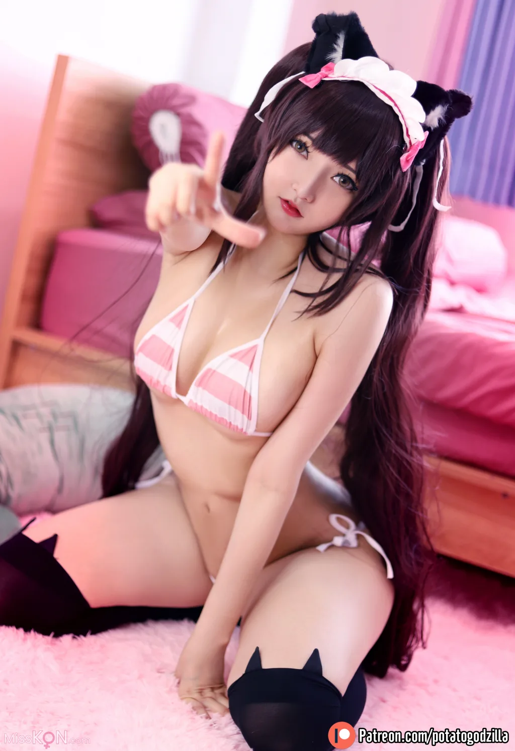 Coser@Potato Godzilla: Chocola (34 photos)