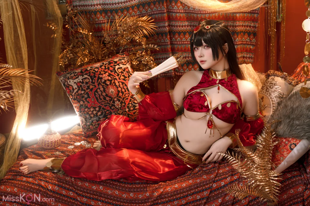 Coser@屿鱼: 大凤舞娘 新年特典 (50 photos)