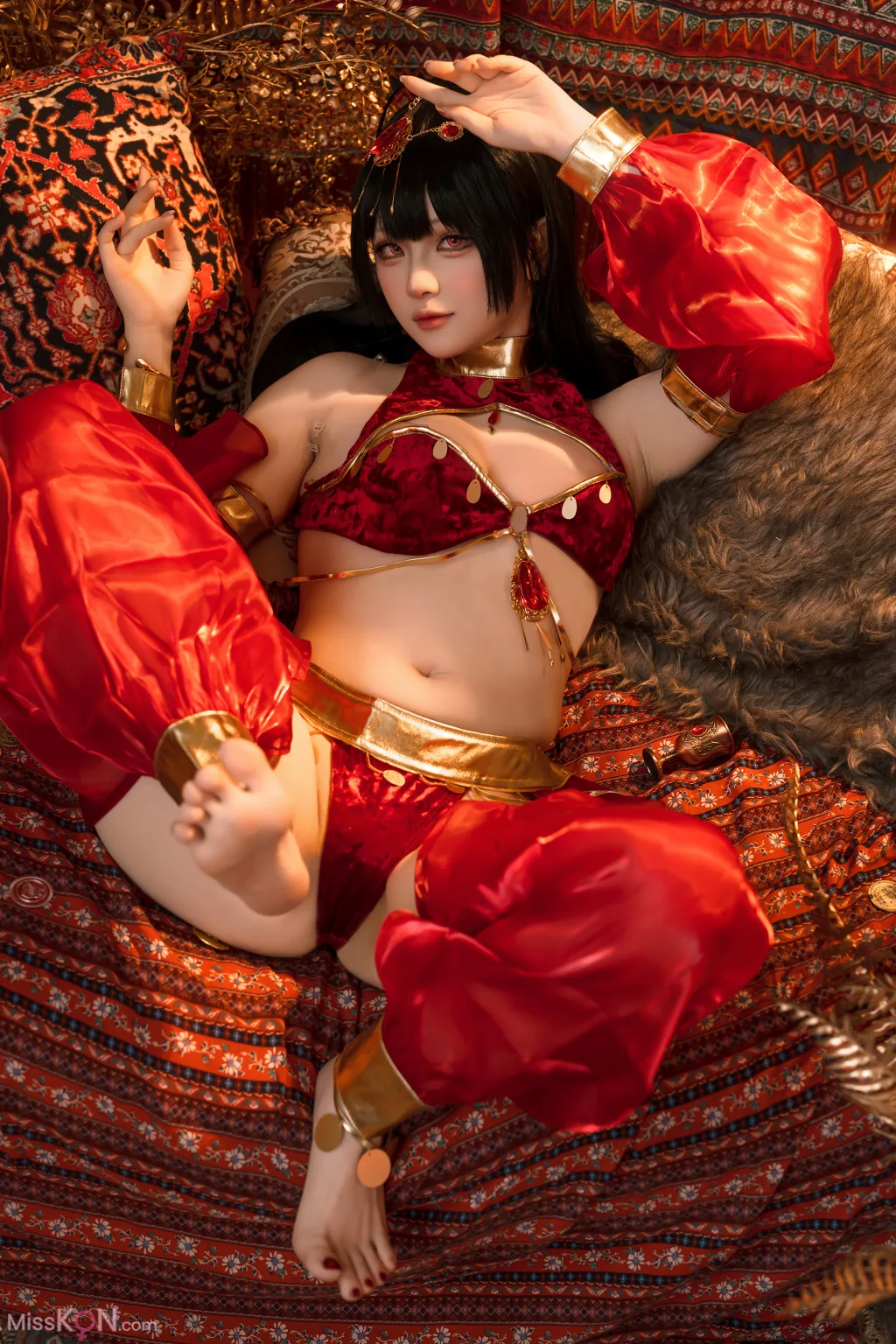 Coser@屿鱼: 大凤舞娘 新年特典 (50 photos)