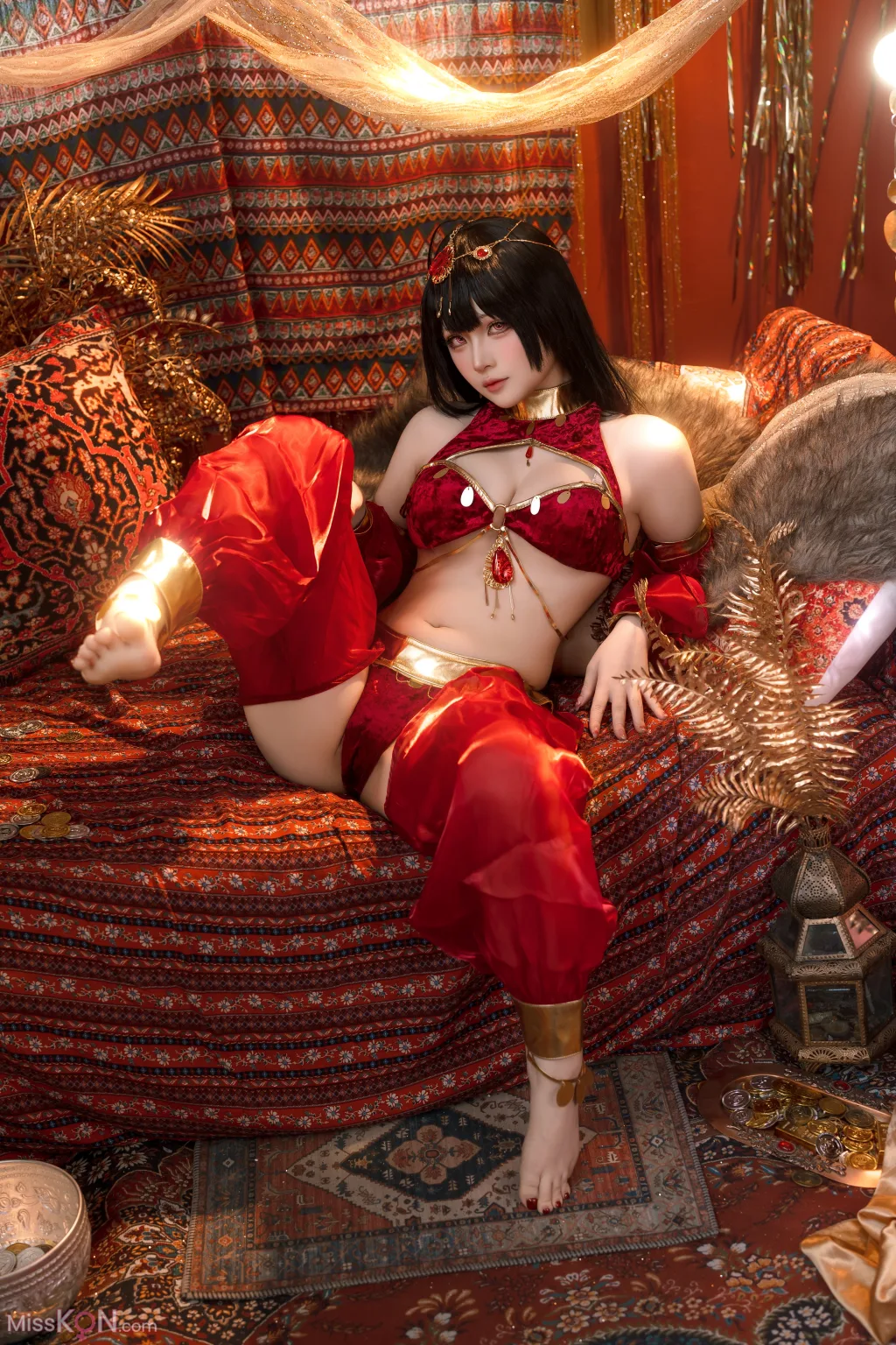 Coser@屿鱼: 大凤舞娘 新年特典 (50 photos)