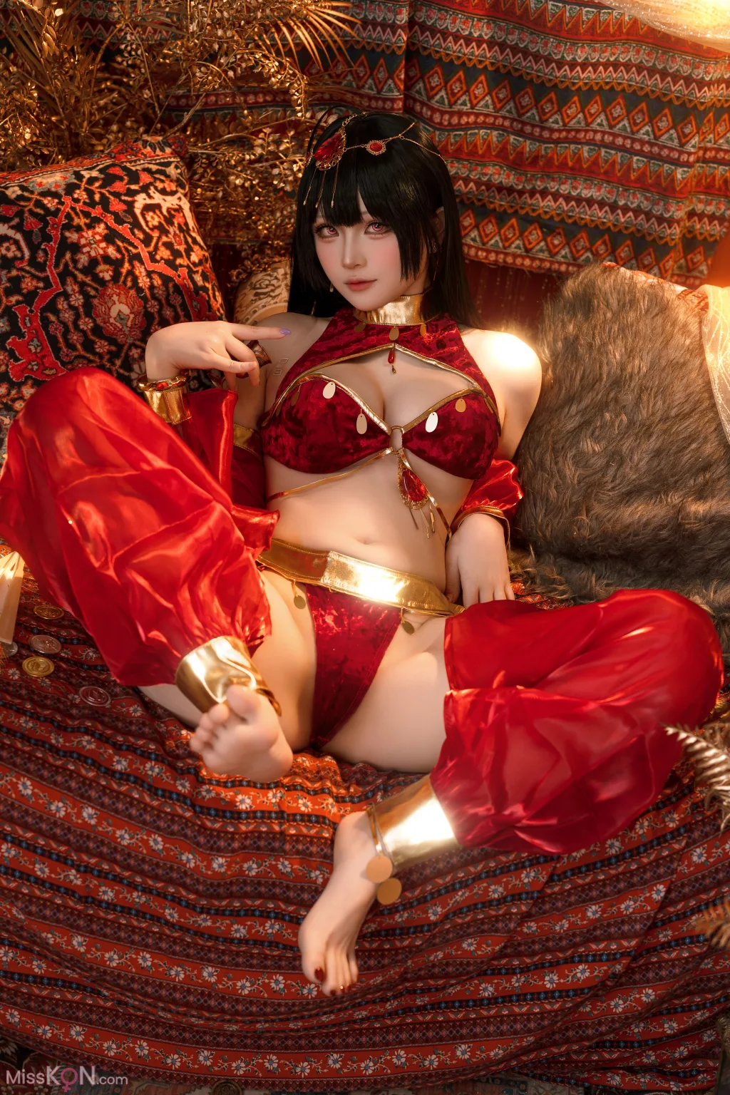 Coser@屿鱼: 大凤舞娘 新年特典 (50 photos)