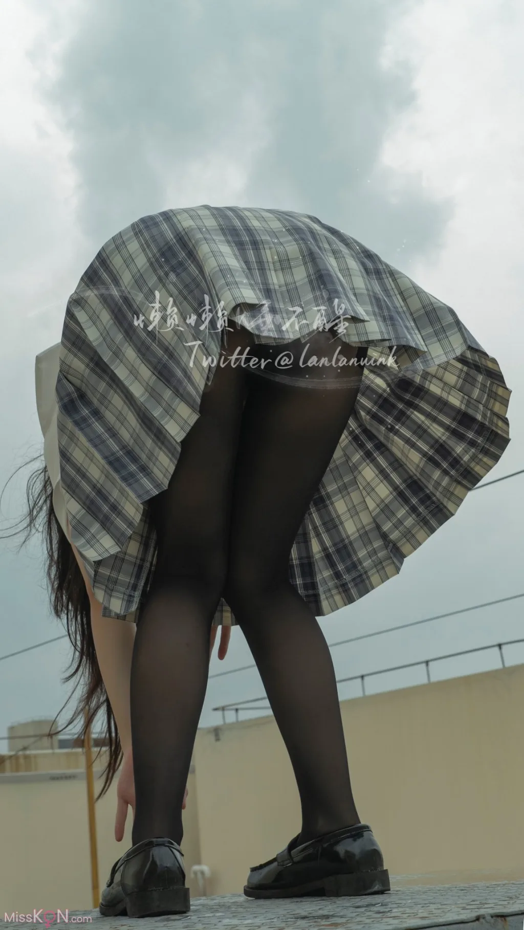 Coser@懒懒睡不醒: 和闺蜜一起弹力摇 (267 photos )