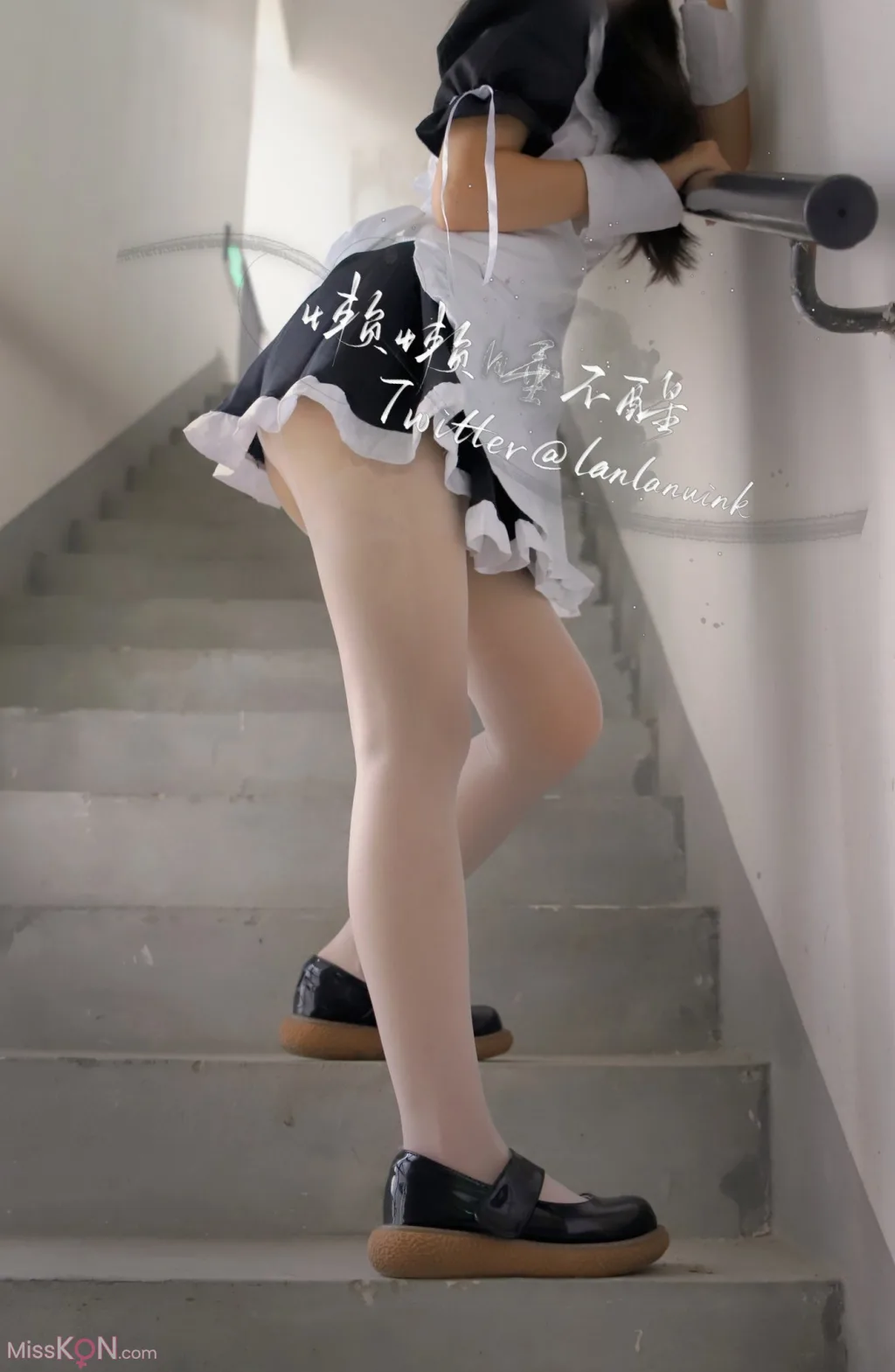 Coser@懒懒睡不醒: 和闺蜜一起弹力摇 (267 photos )