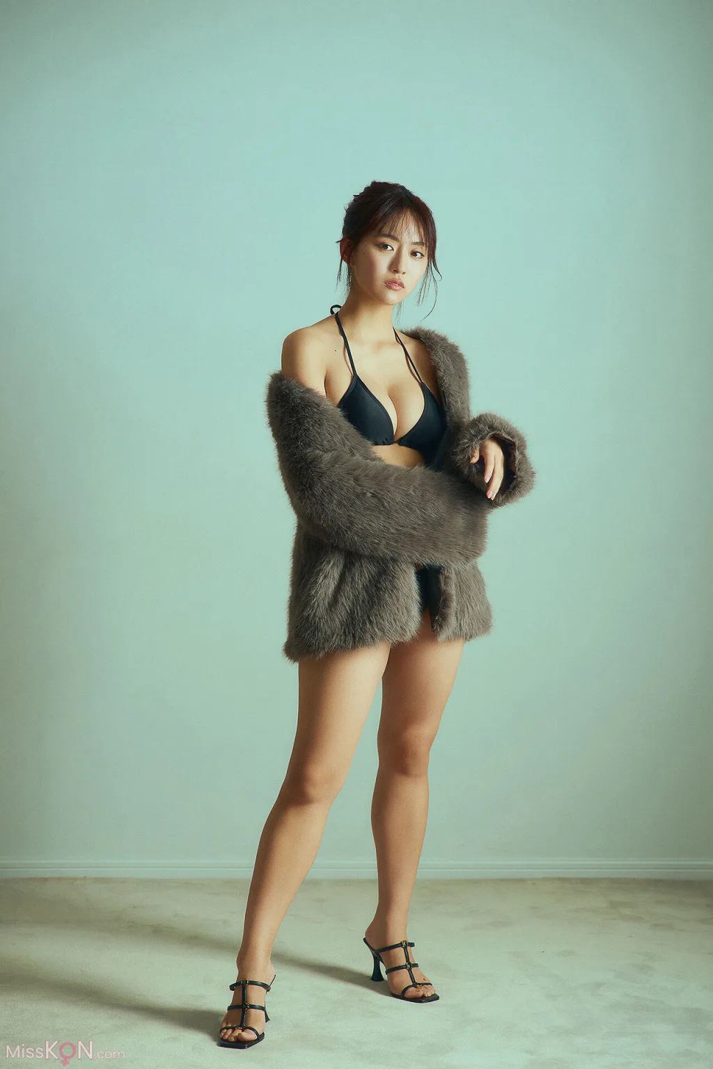 [JP] Toyoda Runa (豊田ルナ): オトナ Debut (81 photos)