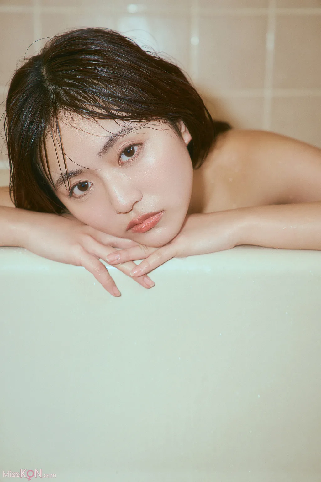 [JP] Toyoda Runa (豊田ルナ): オトナ Debut (81 photos)