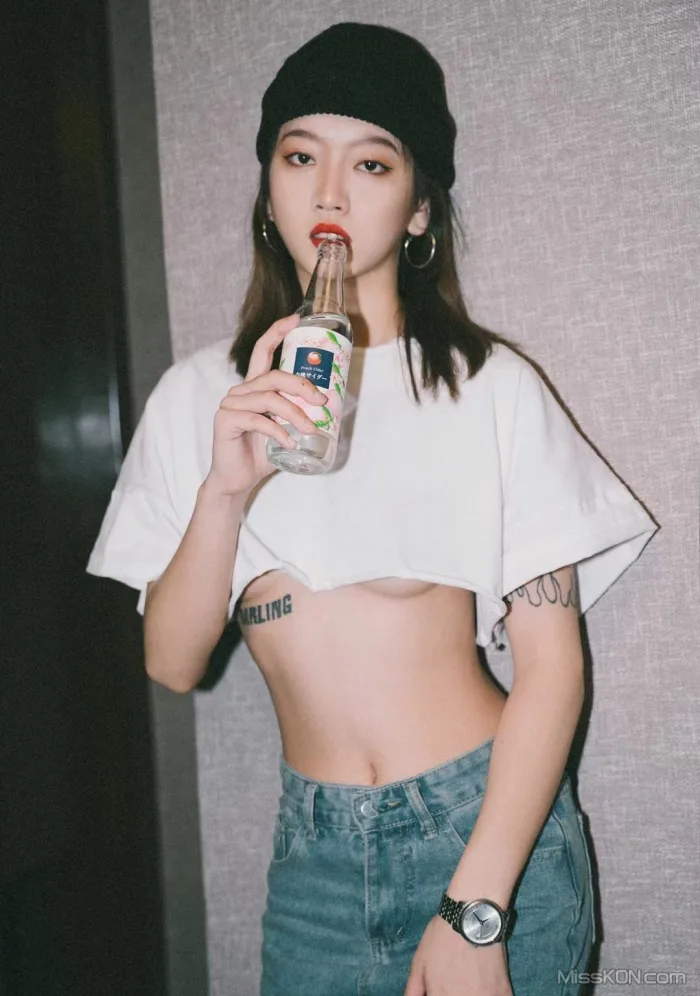 Queenie &amp; 艾伦 &amp; 神秘人: 极品唯美情色网红摄影 尺度诱惑私拍 (482 photos )