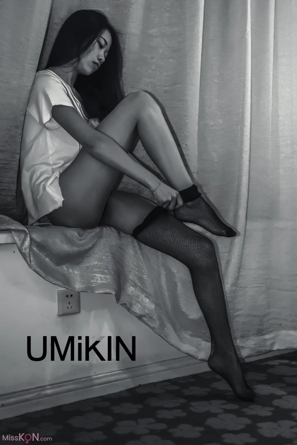Umikin Adult Photography: 知名唯美情色摄影大咖 约拍超美御姐熟女大合集 (213 photos)