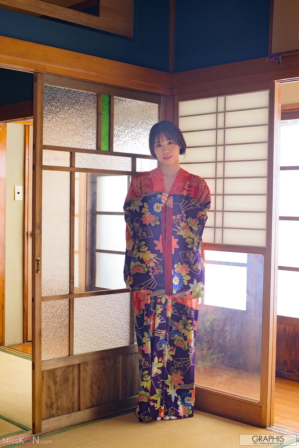 [JP] Miho Nana (未歩なな): [Graphis Gals] No.552 VIVACIOUS (141 photos)