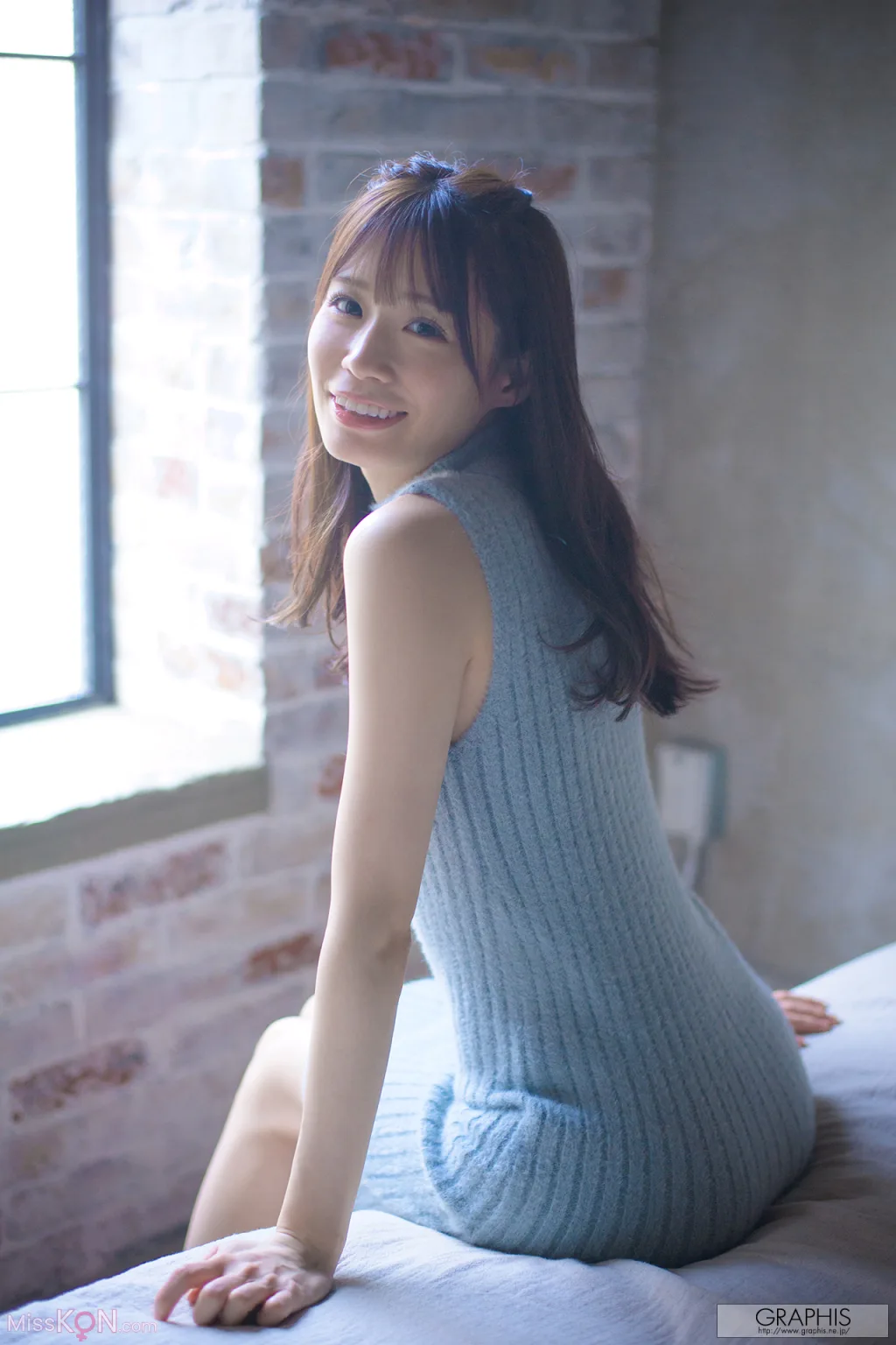 [JP] Miho Nana (未歩なな): [Graphis Gals] No.552 VIVACIOUS (141 photos)