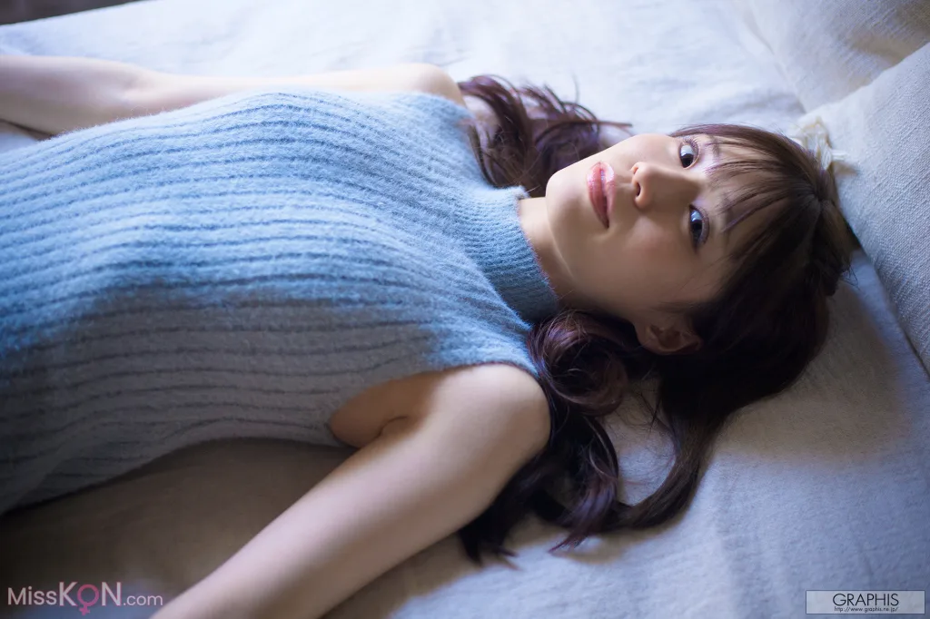 [JP] Miho Nana (未歩なな): [Graphis Gals] No.552 VIVACIOUS (141 photos)